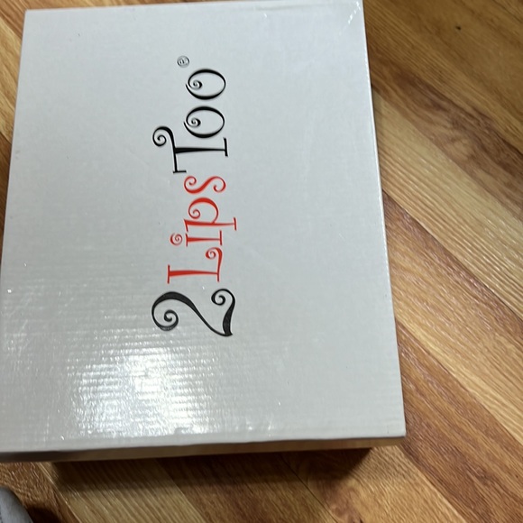 Leopard print corduroy stilettos 7.5 - Picture 5 of 5